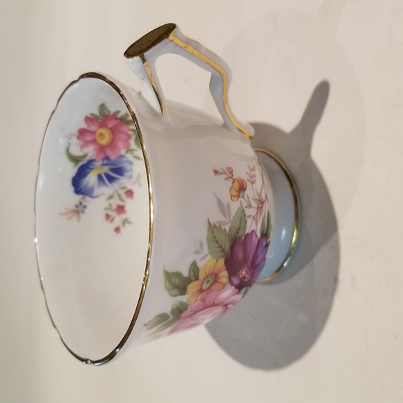 Aynshey  bone china VINTAGE TEA CUP AND SAUCE - Picture 10 of 14